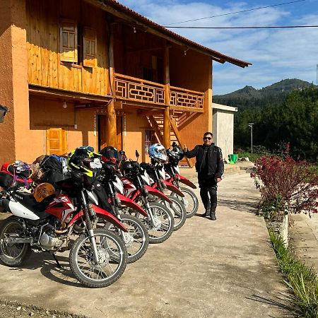 Hoang Nam Homestay Quan Ba Luaran gambar