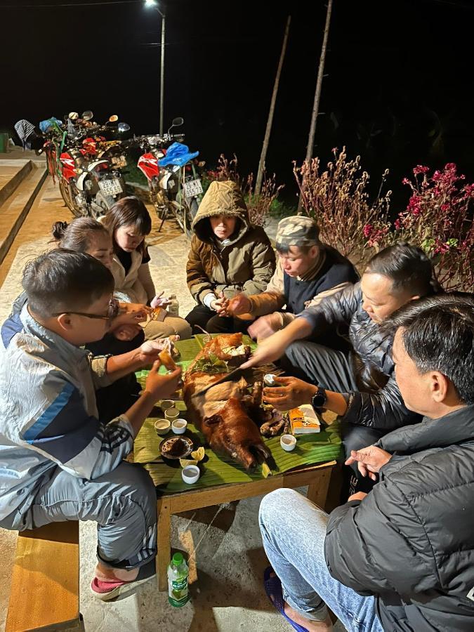 Hoang Nam Homestay Quan Ba Luaran gambar